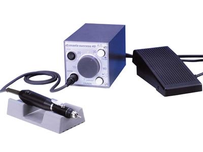 Micromoteur avec appareil de contrôle, pièce a main et pédale, n° OS-40 Osada - Image Standard - 1