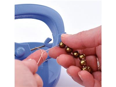 Outil pour faire des noeuds entre les perles, Knot a Bead, Beadalon - Image Standard - 2