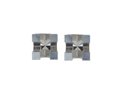 Boucle d'oreille prête à sertir 4 griffes carrées, pour pierre de 1,80 mm, Or gris 18k rhodié, la pièce - Image Standard - 3
