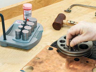 Jeu de 10 découpoirs sur socle, forme ronde de 3 à 32 mm, Durston - Image Standard - 4