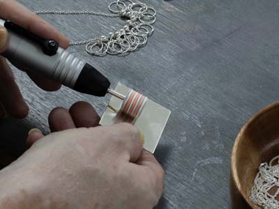 Brossette en suede sans peluche, dur, 15 mm - Image Standard - 4